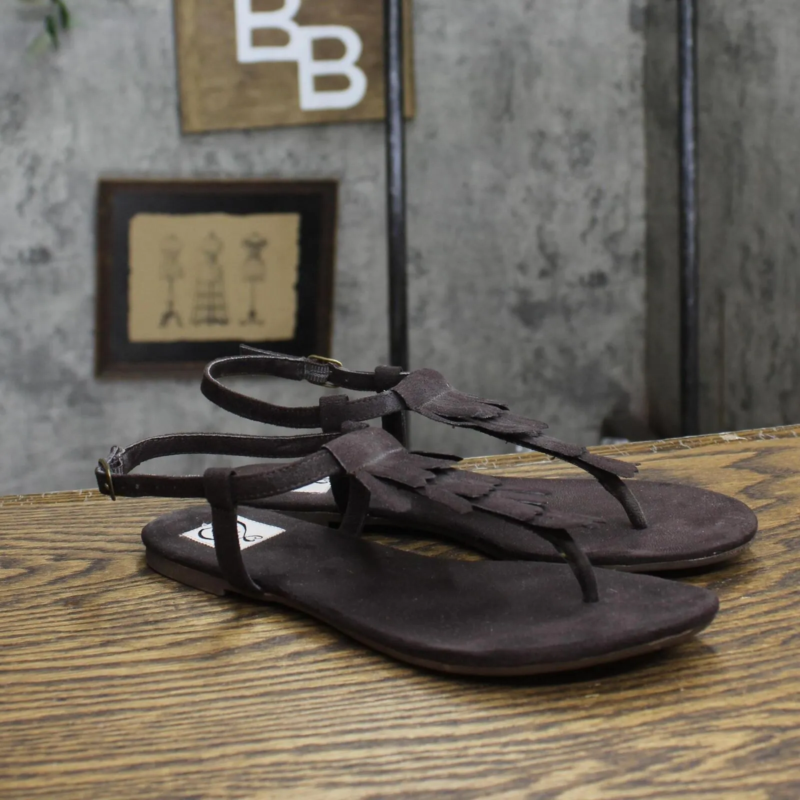 143 Girl Womens Vintage Faux Suede Sandals 1673d1f3fafc29 Brown 6.5M