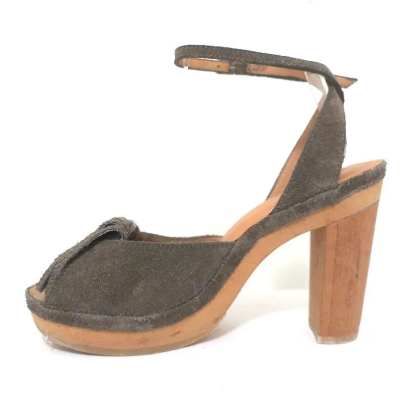 A Detacher Sandals Taupe Fringed Suede Size 6 Ankle Strap Platform Heels