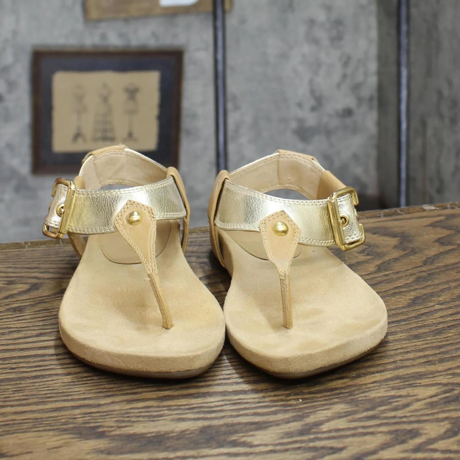 A New Approach Womens Vintage Suede Thong Strap Sandals 16740287e1bc94 Brown 6M