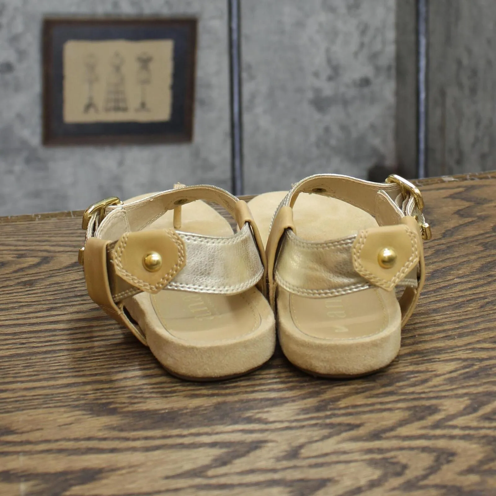 A New Approach Womens Vintage Suede Thong Strap Sandals 16740287e1bc94 Brown 6M