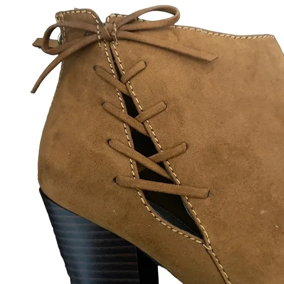 A.NA Jacky Cognac Suede Block Heel Open Toe Booties Sz 10
