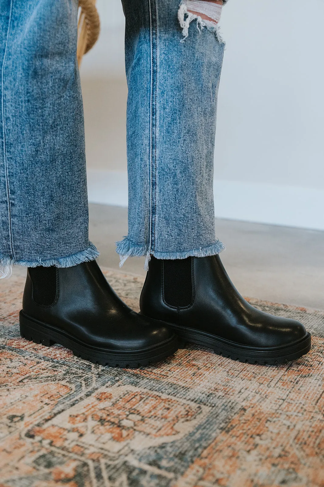 Basic Ankle Boot-Black