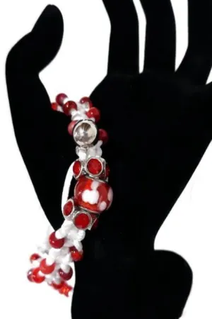 Beaded macrame bracelet, adjustable clasp, Red and white gloxinia macrame bracelet