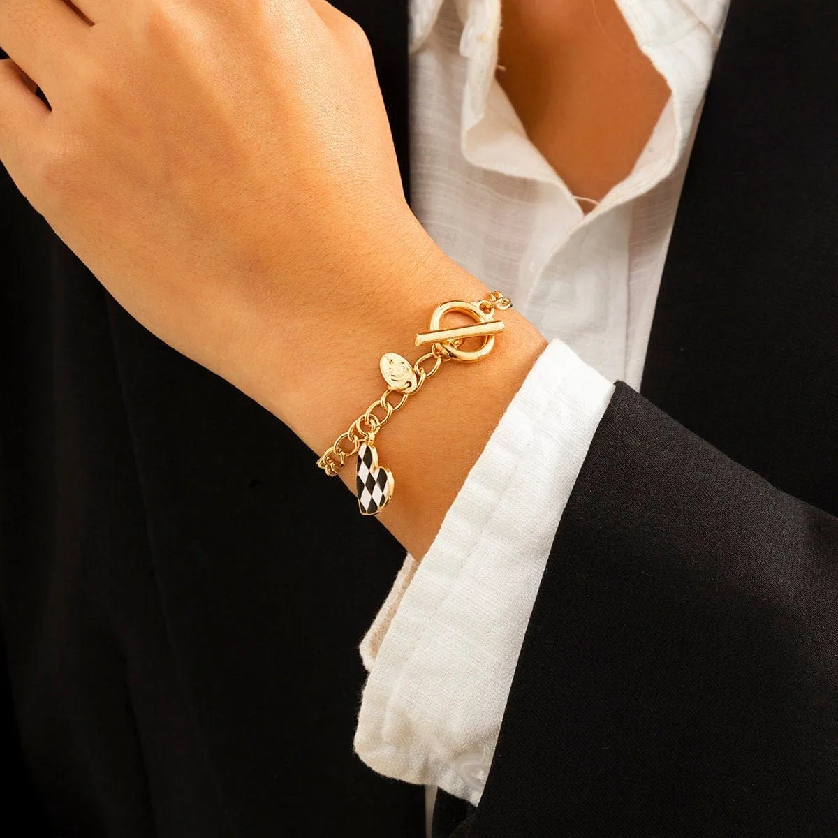 Chic Toggle Clasp Checkered Heart Charm Curb Chain Bracelet