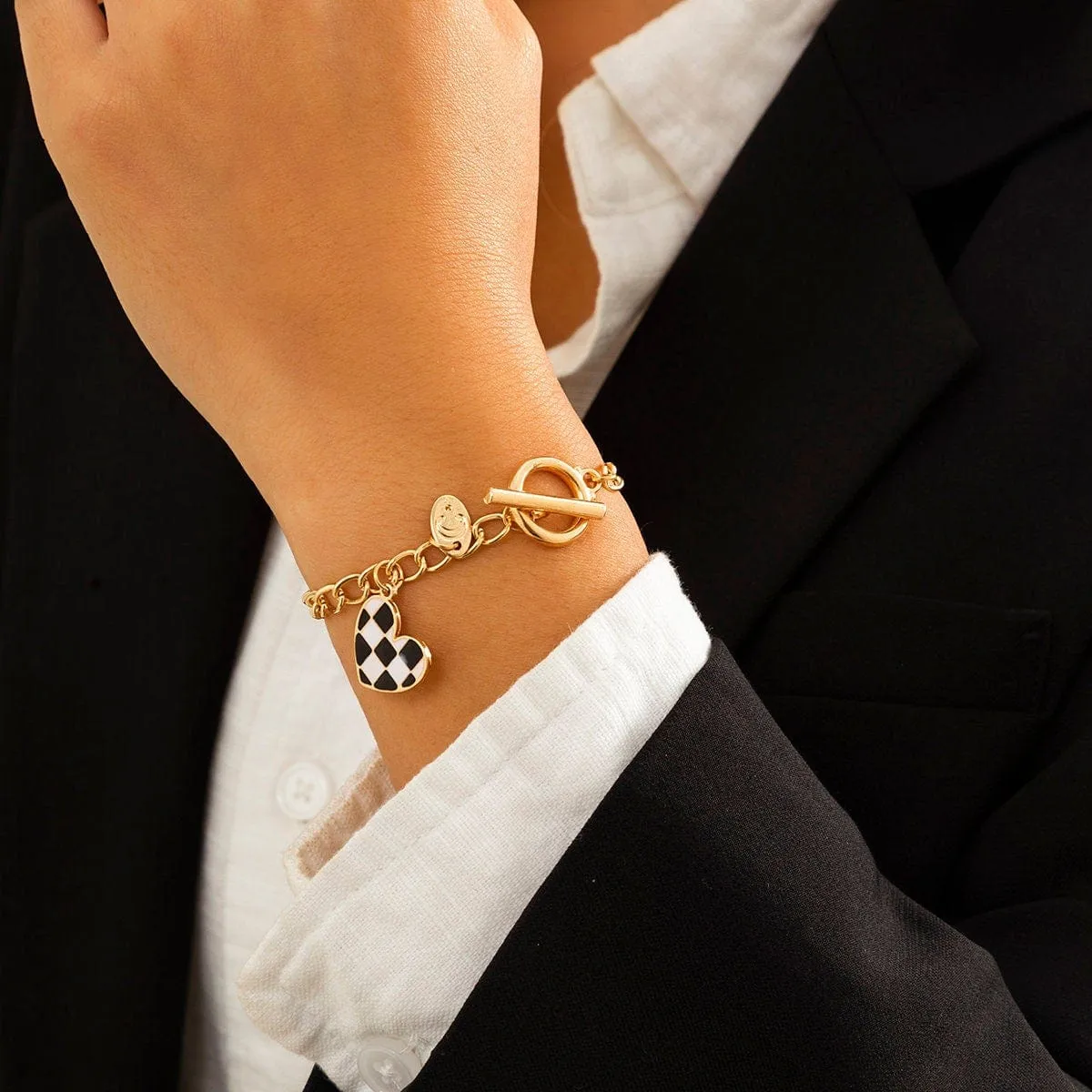 Chic Toggle Clasp Checkered Heart Charm Curb Chain Bracelet