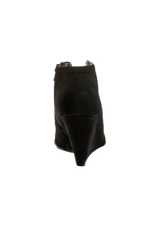 Chic Zip up Booties