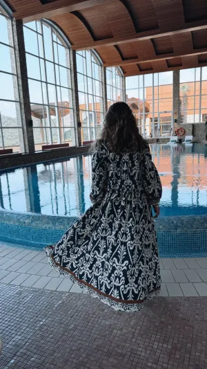 DAHAB KAFTAN Blue & White
