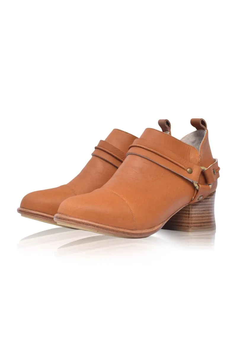 Dasha Low Ankle Booties in Black