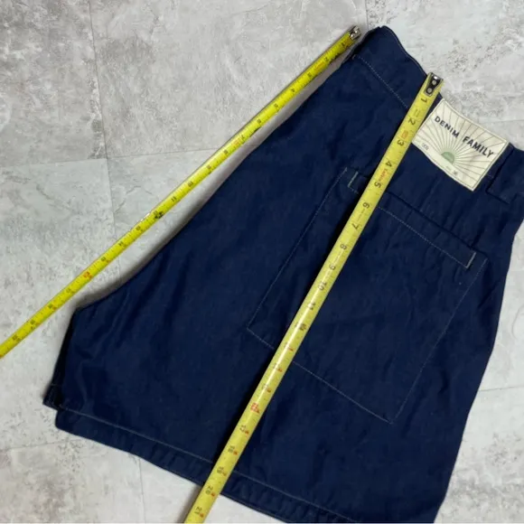 DENIM FAMILY LEVIS WOMENS SHORTS PLUS SIZE 36 DARK BLUE ORIGINALLY $248 MCM