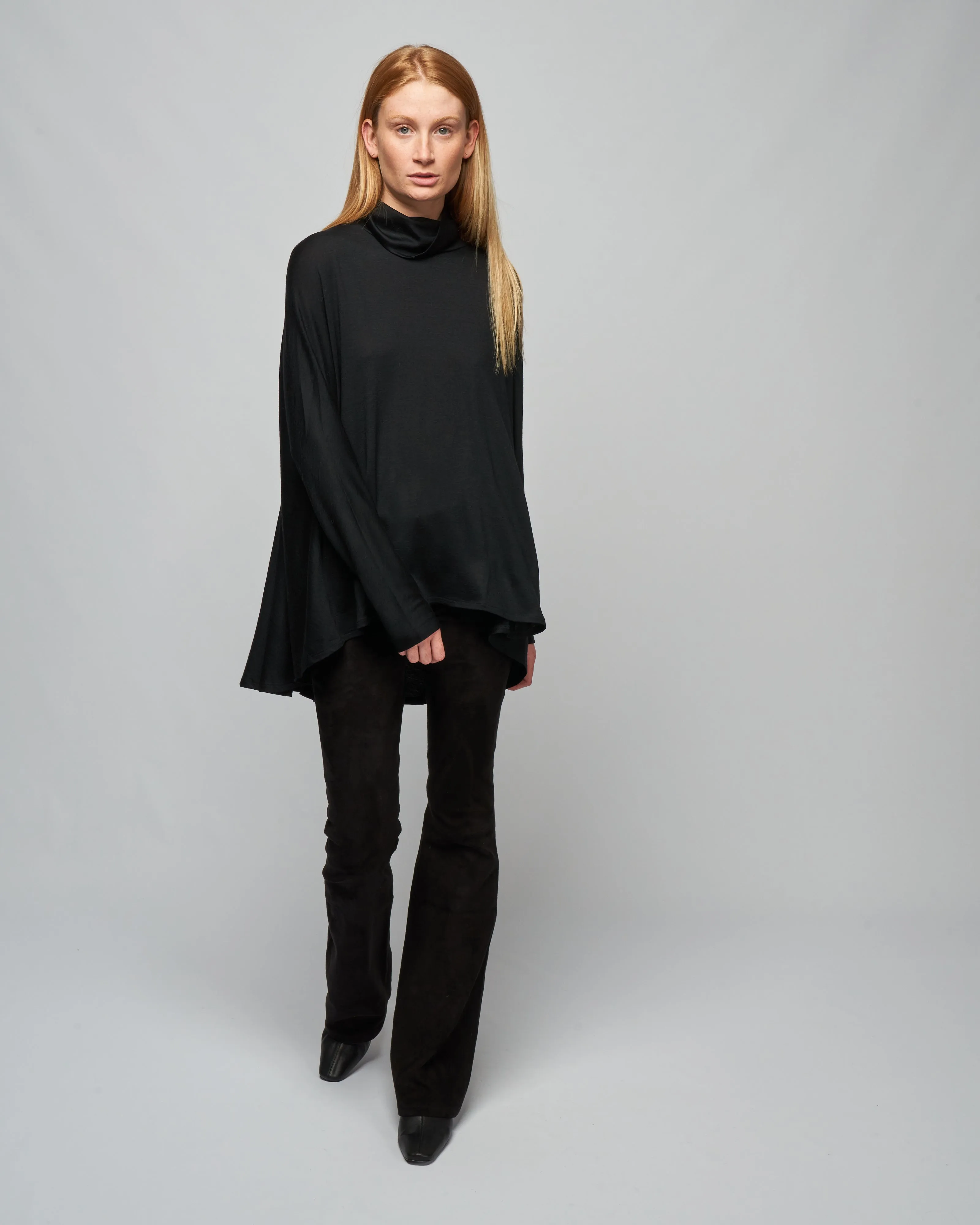 elyse flair high-neck top - black
