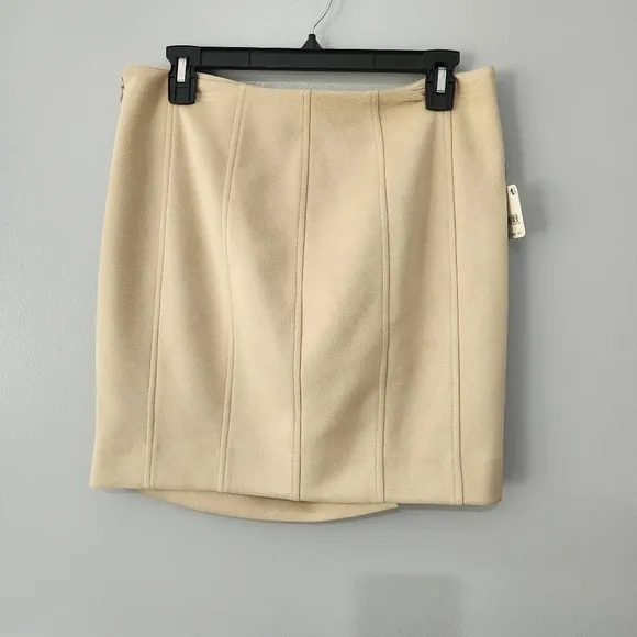 Free People Faux Suede Mini SkCinched Seam  Slit Detail  Avas Size 12 NWT
