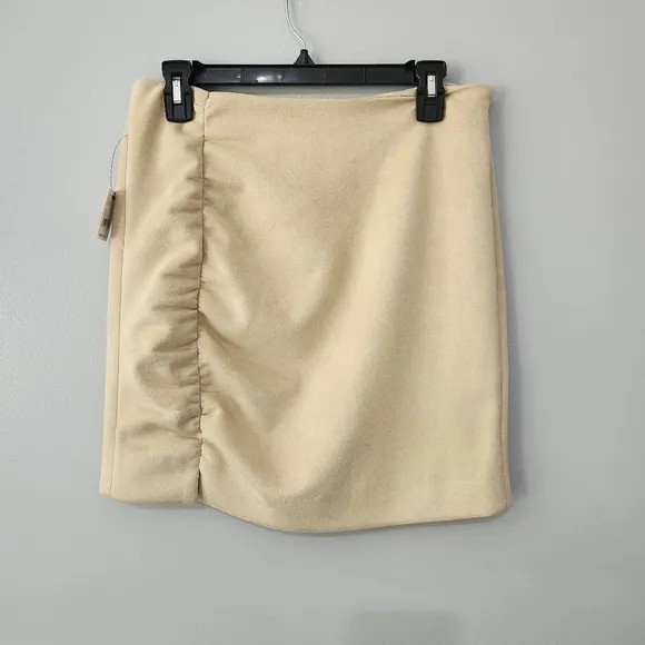 Free People Faux Suede Mini SkCinched Seam  Slit Detail  Avas Size 12 NWT