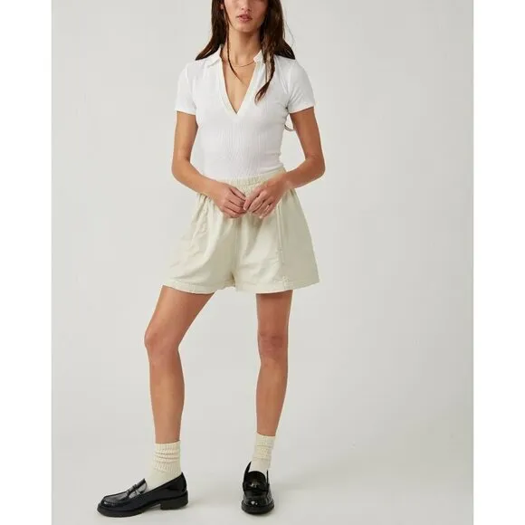 FREE PEOPLE NWT Get Free Poplin Pull On Shorts / Nilla Cream