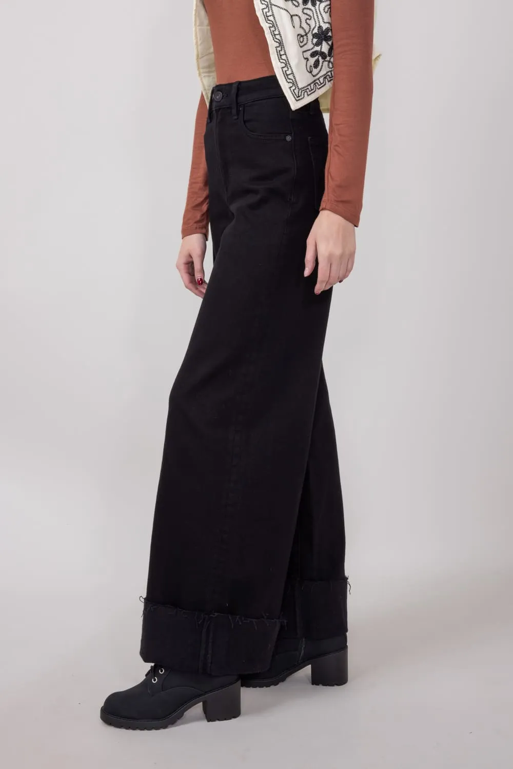 Hidden High Rise Clean Stretch Wide Leg Jeans for Women in Black | HD9358-BLK