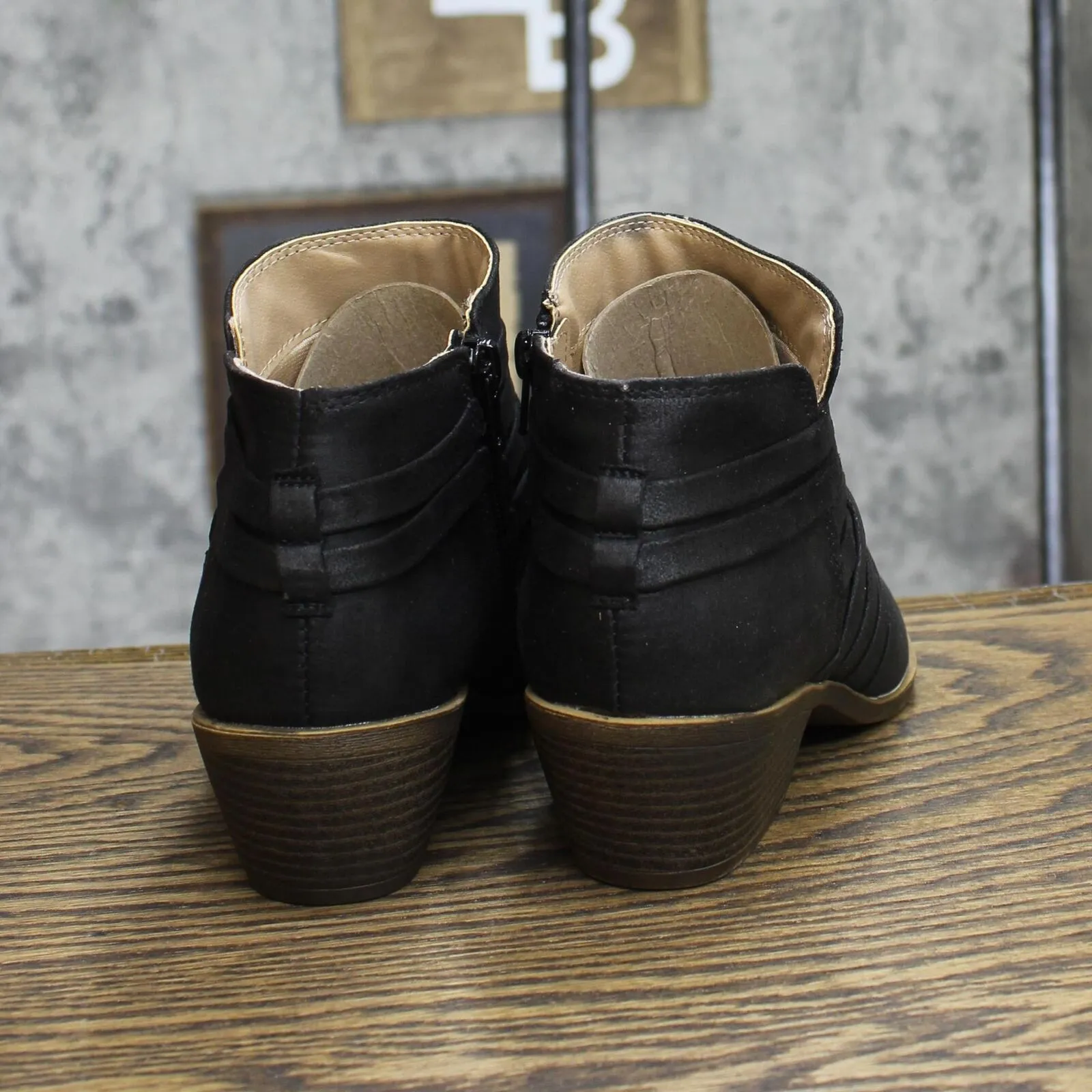Lifestride Womens Prairie Black Booties G7442S1 Black 8W
