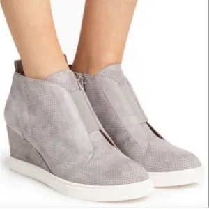 Linea Paolo Felicia Perforated Suede Wedge Booties Sneaker Gray Size 9