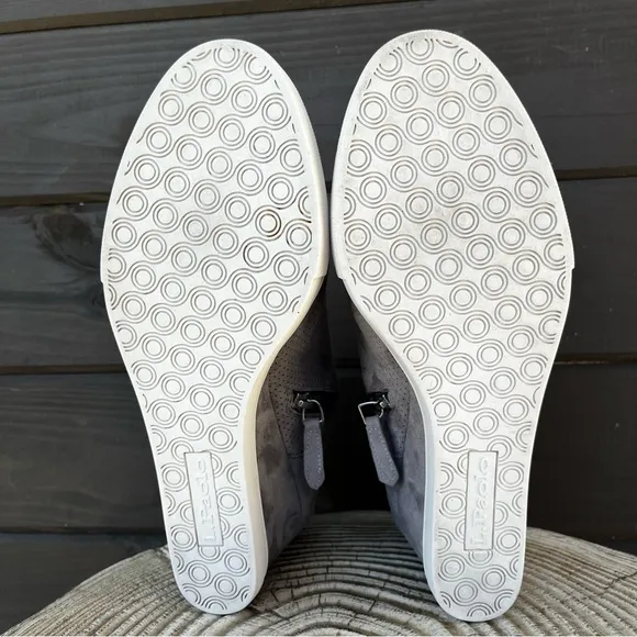 Linea Paolo Felicia Perforated Suede Wedge Booties Sneaker Gray Size 9