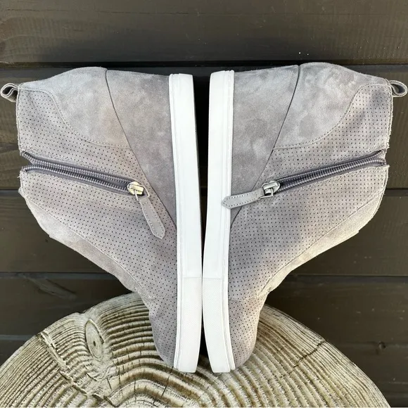 Linea Paolo Felicia Perforated Suede Wedge Booties Sneaker Gray Size 9
