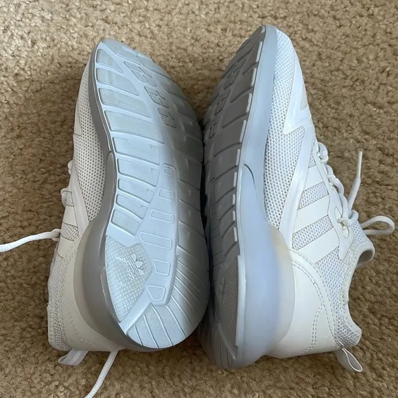 New Adidas NMD_V3 Boys Sneakers 1.5 Y