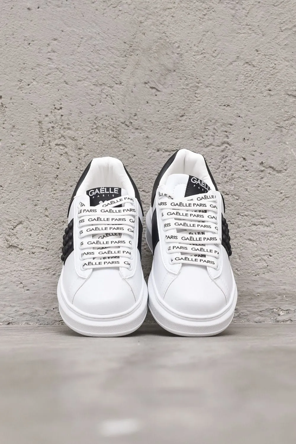 Sneakers Borchie Bombate - Nero