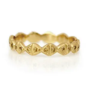 Tri-Eternity Band Warm