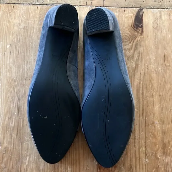VANELI Dank Grey Suede Pump Size 7 1/2