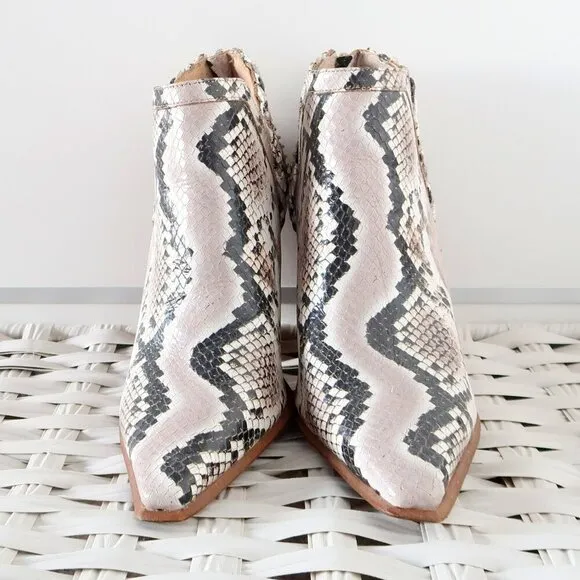 Vince Camuto Delsimba Neutral Snakeskin Leather Block Heel Ankle Boots Booties